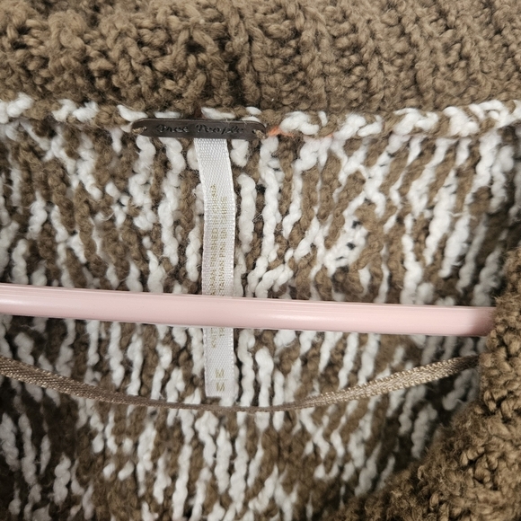 Free People Jupiter Cropped Pullover Cowl neck Sweater Size M - Picture 6 of 8